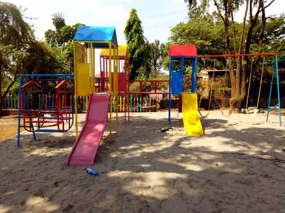 School Playground Equipment for Sale in Kampala Uganda. Desire School Furniture Ltd Makes School Playground Equipment for Kindergarten/ Pre-school, Primary, Secondary, Colleges, Higher Institutions of Learning/Tertiary Institutions And Universities in Uganda. Desire School Furniture Ltd, Leading Furniture Manufacturer And Supplier of Quality School Furniture Products in Kampala Uganda, East Africa. furnitureug.com