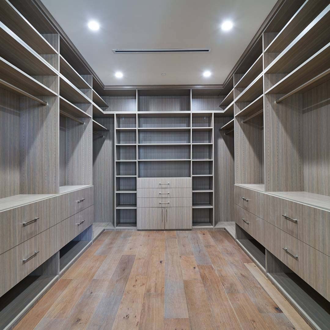 Walk-in Closets for Sale in Kampala Uganda. Stylish Modern Board Wood Walk-in Closets Uganda. Furniset Ideaz, Leading Furniture Designer, Maker/Manufacturer And Supplier of Quality Board Wood Furniture Products in Kampala Uganda, East Africa. furnitureug.com