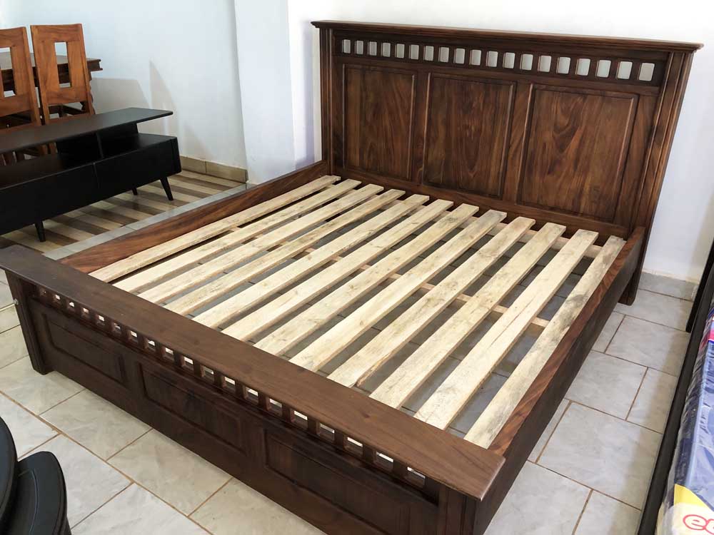 Beds for Sale in Kampala Uganda. Munton Wood Ark Uganda services: wood furniture, home furniture, wood products, hotel furniture and office furniture. Munton Wood Ark Uganda is the leading supplier of furniture and wood products in Kampala Uganda, East Africa. furnitureug.com