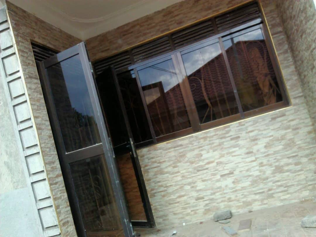 Aluminium Windows for Sale in Kampala Uganda. Aluminium Custom Made Windows Uganda. Oldvoi Uganda Ltd, Leading Manufacturer And Supplier of Aluminium Products in Kampala Uganda, East Africa. furnitureug.com