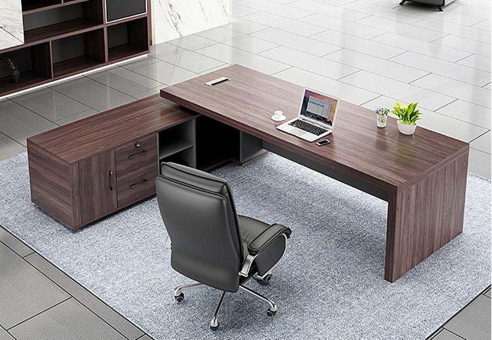 Office Desks for Sale in Kampala Uganda. Office Furniture Store in Uganda. Timber King Uganda, Leading Manufacturer And Supplier of Custom Made Wood Furniture Products in Kampala Uganda, East Africa. furnitureug.com