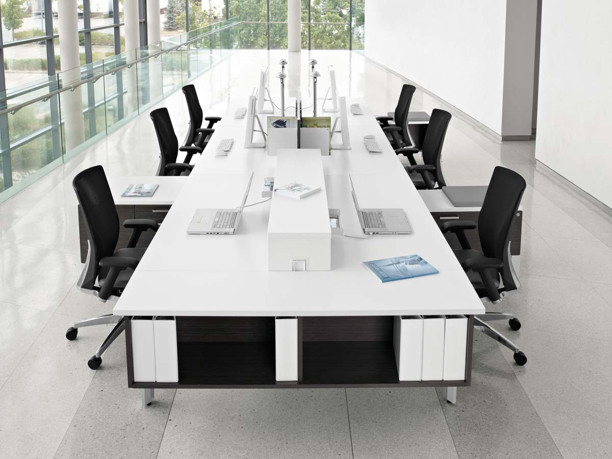 Office Workstations for Sale in Kampala Uganda. Office Furniture Store in Uganda. Timber King Uganda, Leading Manufacturer And Supplier of Custom Made Wood Furniture Products in Kampala Uganda, East Africa. furnitureug.com