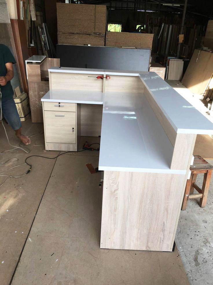 Reception Counters for Sale in Kampala Uganda. Reception Deks, Office Furniture Store in Uganda. Timber King Uganda, Leading Manufacturer And Supplier of Custom Made Wood Furniture Products in Kampala Uganda, East Africa. furnitureug.com